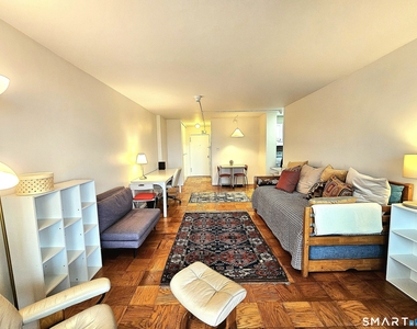 100 York Street - Photo Thumbnail 3