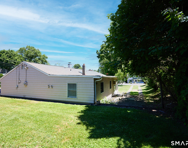 15 Harvester Road - Photo Thumbnail 2