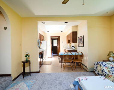 15 Harvester Road - Photo Thumbnail 7
