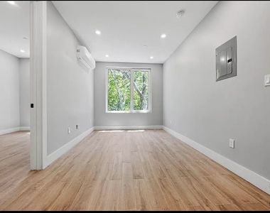 809 midwood st - Photo Thumbnail 2