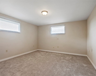 8966 Knoll Street - Photo Thumbnail 14