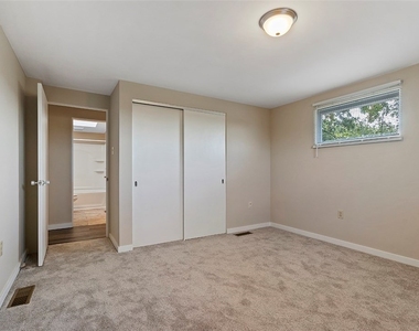 8966 Knoll Street - Photo Thumbnail 13