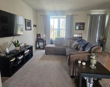 2027 Cade Drive - Photo Thumbnail 6
