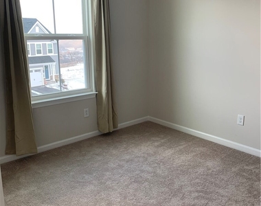 2027 Cade Drive - Photo Thumbnail 13