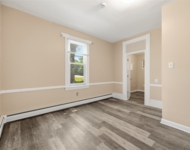 678 Gregg Ave - Photo Thumbnail 15