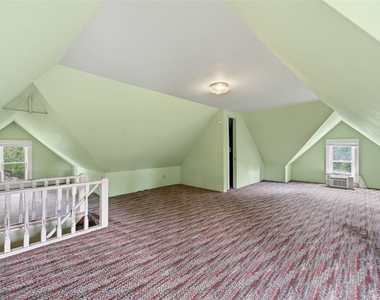 678 Gregg Ave - Photo Thumbnail 28