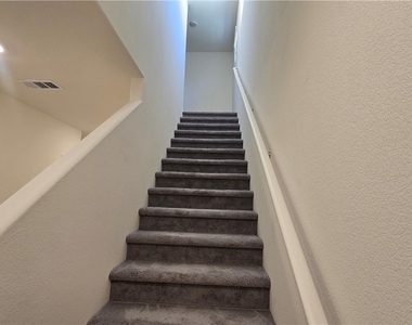 7647 Duran Harbor Lane - Photo Thumbnail 29