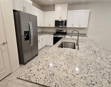 7647 Duran Harbor Lane - Photo Thumbnail 18