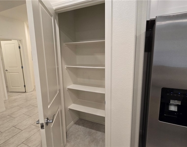 7647 Duran Harbor Lane - Photo Thumbnail 23