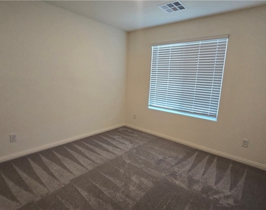 7647 Duran Harbor Lane - Photo Thumbnail 53