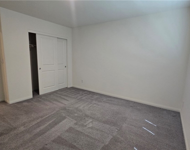 7647 Duran Harbor Lane - Photo Thumbnail 52