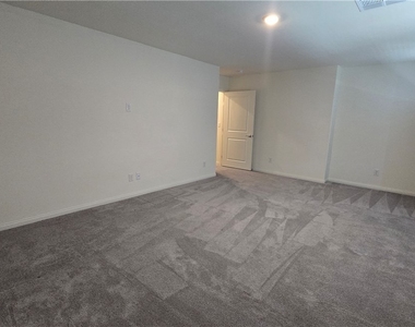 7647 Duran Harbor Lane - Photo Thumbnail 56