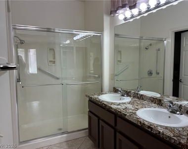 2581 Leighton Avenue - Photo Thumbnail 14