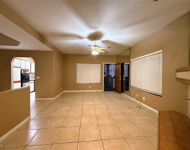 1403 Santa Margarita Street - Photo Thumbnail 4