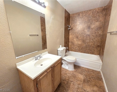 2882 Sandyfalls Way - Photo Thumbnail 13