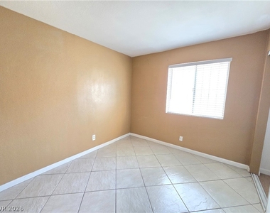 2882 Sandyfalls Way - Photo Thumbnail 14