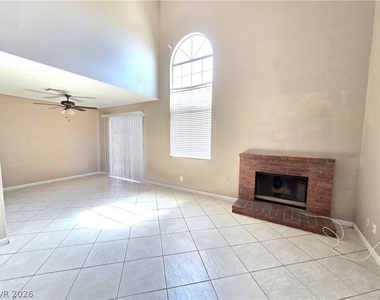2882 Sandyfalls Way - Photo Thumbnail 2