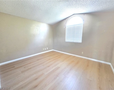 2882 Sandyfalls Way - Photo Thumbnail 7