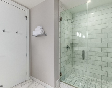 4471 Dean Martin Drive - Photo Thumbnail 27