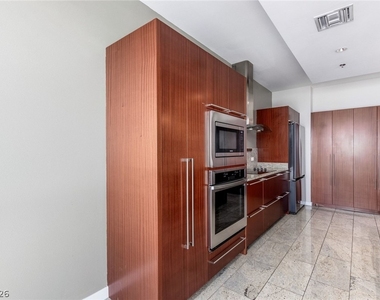 4471 Dean Martin Drive - Photo Thumbnail 16