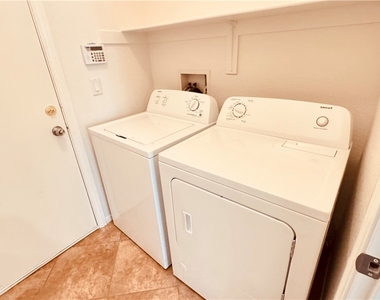 7965 Limestone Arch Avenue - Photo Thumbnail 22