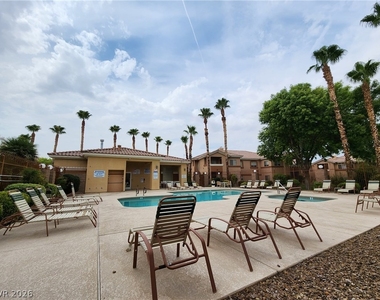 1050 E Cactus Avenue - Photo Thumbnail 35
