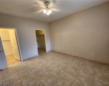 1050 E Cactus Avenue - Photo Thumbnail 18