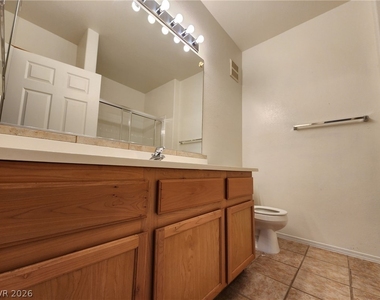 1050 E Cactus Avenue - Photo Thumbnail 23