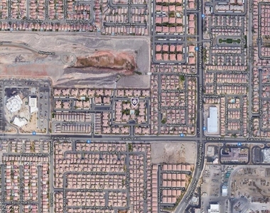 1050 E Cactus Avenue - Photo Thumbnail 38