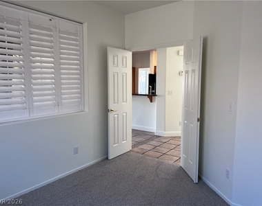 3031 Scenic Valley Way - Photo Thumbnail 11
