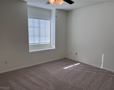 3031 Scenic Valley Way - Photo Thumbnail 13