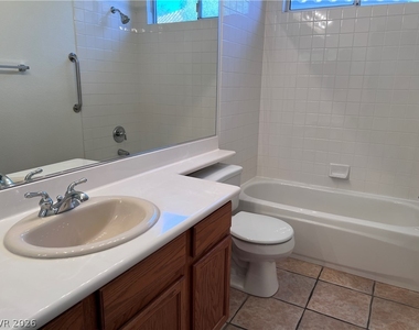 3031 Scenic Valley Way - Photo Thumbnail 12