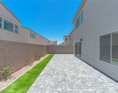 5740 Yellow House Street - Photo Thumbnail 27