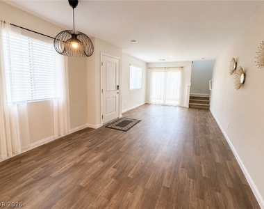 2872 Atomic Tangerine Way - Photo Thumbnail 2