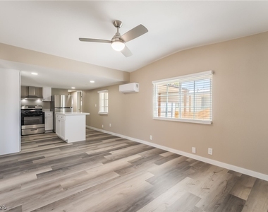 5402 Tahoe Drive - Photo Thumbnail 11
