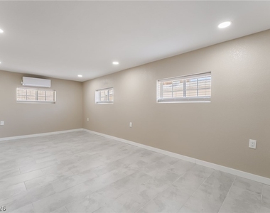 5402 Tahoe Drive - Photo Thumbnail 19