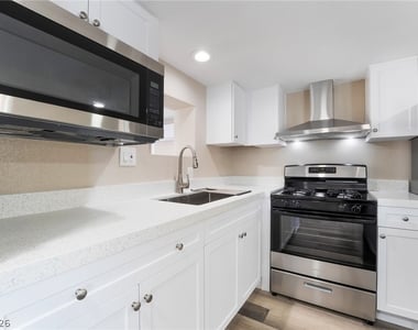 5402 Tahoe Drive - Photo Thumbnail 7