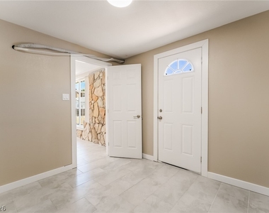5402 Tahoe Drive - Photo Thumbnail 34
