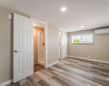 5402 Tahoe Drive - Photo Thumbnail 14
