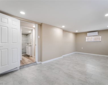 5402 Tahoe Drive - Photo Thumbnail 20