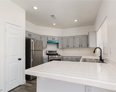 3790 Crest Horn Drive - Photo Thumbnail 11