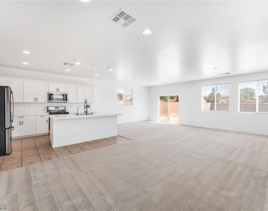 1002 Solemn Cactus Avenue - Photo Thumbnail 2