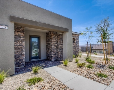 928 Allister Fields Lane - Photo Thumbnail 2