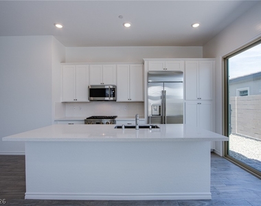 928 Allister Fields Lane - Photo Thumbnail 7