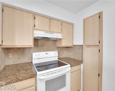 8101 W Flamingo Road - Photo Thumbnail 23