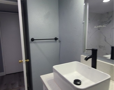 3240 N Michael Way - Photo Thumbnail 12