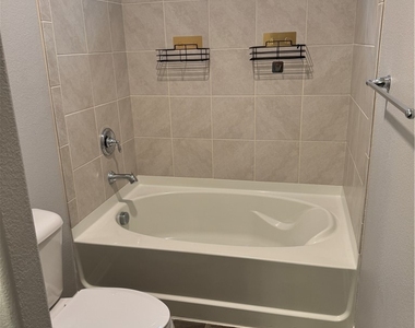 7714 Canon Walk St - Photo Thumbnail 12