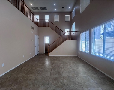 5063 Dodge Ridge Avenue - Photo Thumbnail 4