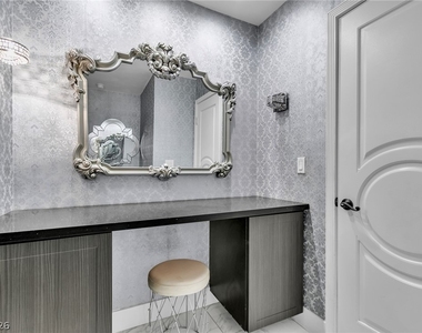 7824 Emerald Harbor Court - Photo Thumbnail 20