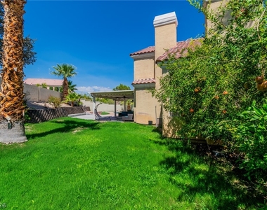 7824 Emerald Harbor Court - Photo Thumbnail 39